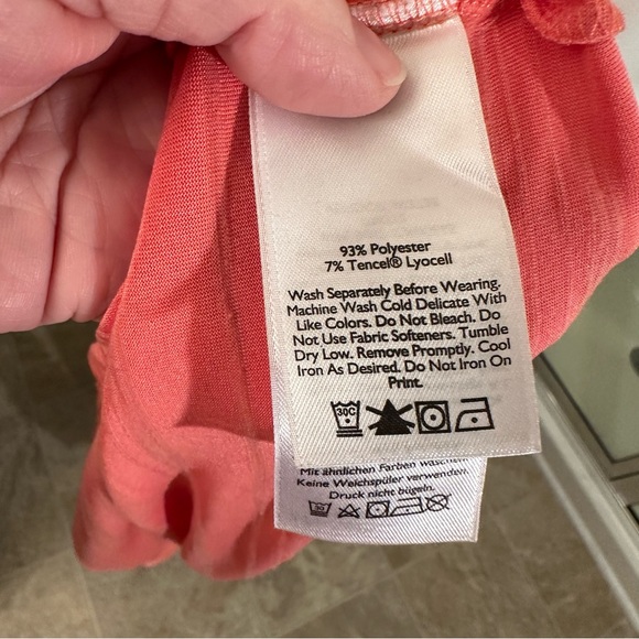 *Set of 2* Eddie Bauer long sleeve tops. Size XL long sleeve tops. - Picture 6 of 11